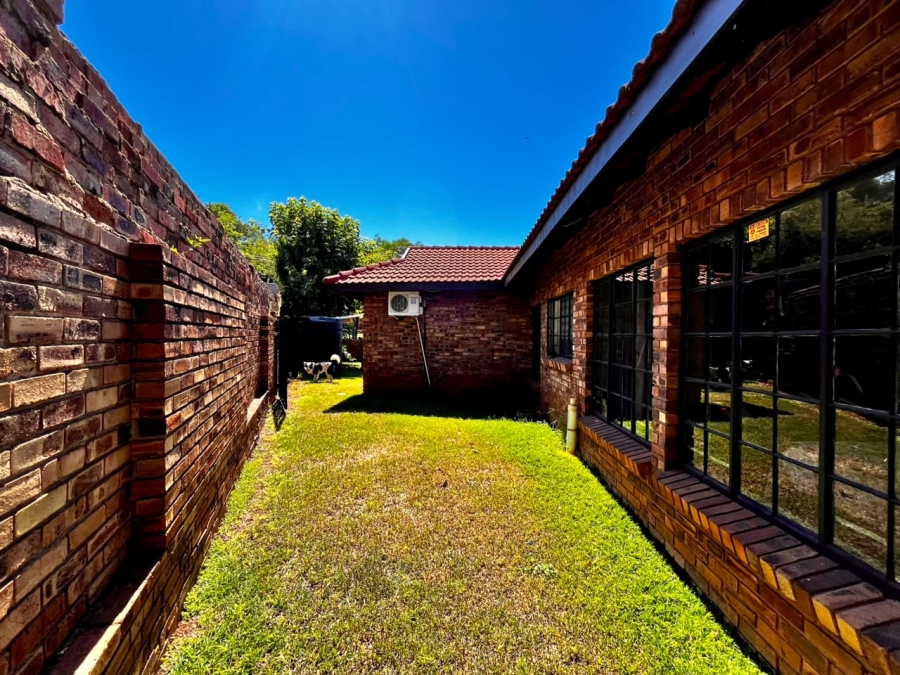 To Let 4 Bedroom Property for Rent in Cashan North West